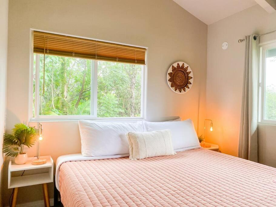 Hibiscus Hale, Full Kitchen, King Bed, Parking Appartement Keaau Buitenkant foto