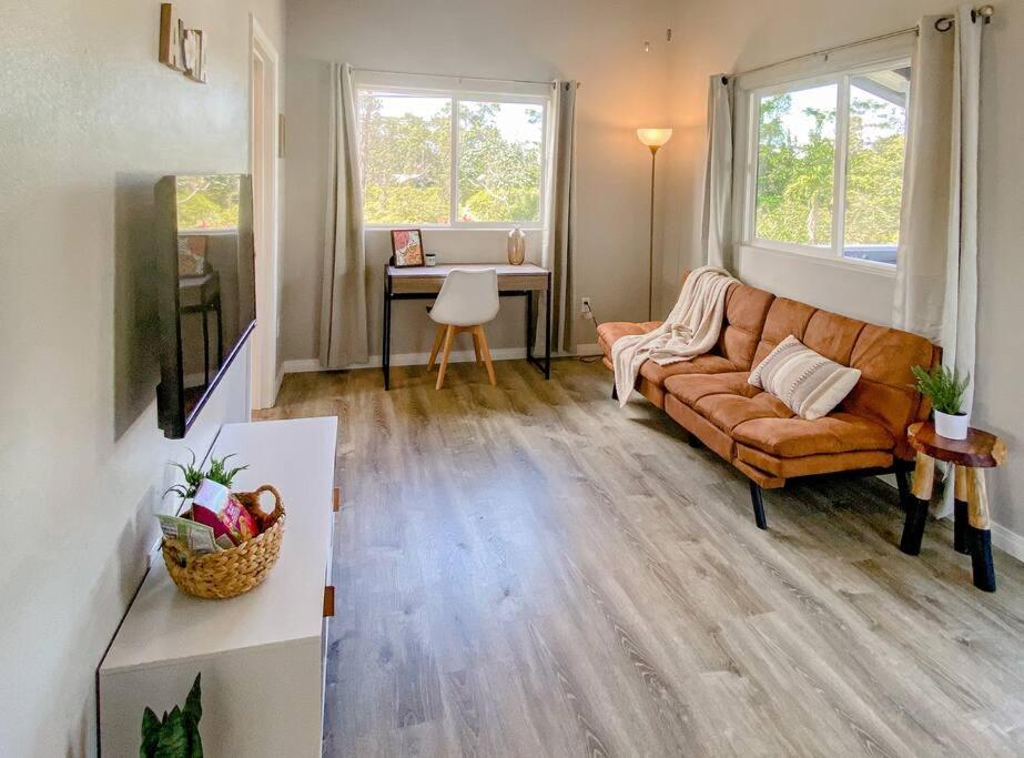 Hibiscus Hale, Full Kitchen, King Bed, Parking Appartement Keaau Buitenkant foto