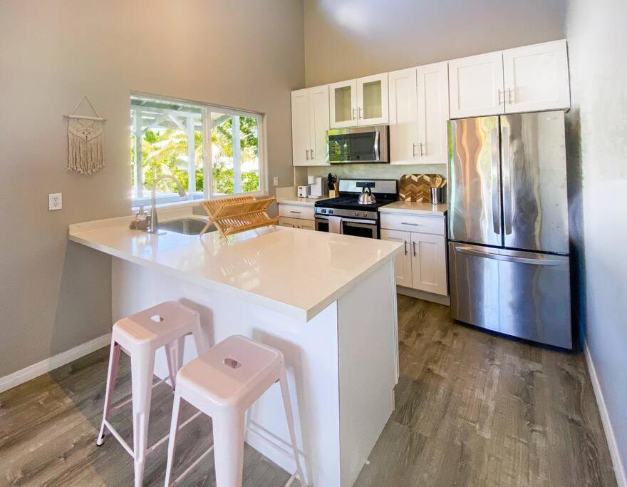 Hibiscus Hale, Full Kitchen, King Bed, Parking Appartement Keaau Buitenkant foto